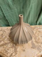 Bruin stenen siervaasje (25cm hoog), Ophalen, Overige kleuren, Aardewerk of Porselein, Zo goed als nieuw