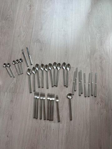 Set de couverts - Alessi - Josef Hoffman, Enlèvement