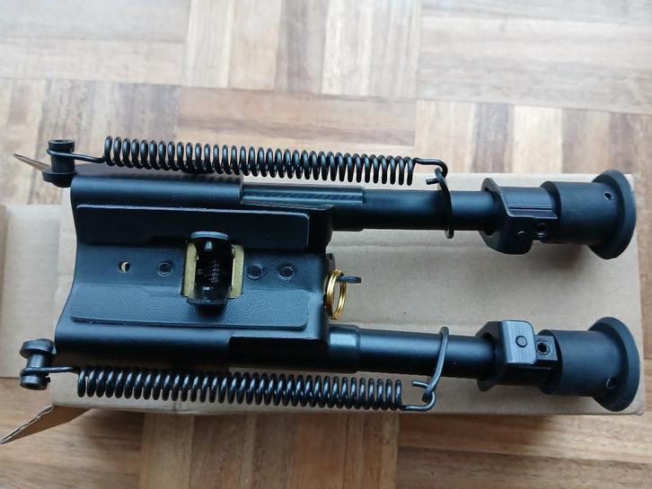 Bipod  6 - 9 inch, Sport en Fitness, Schietsport-accessoires, Nieuw, Ophalen of Verzenden