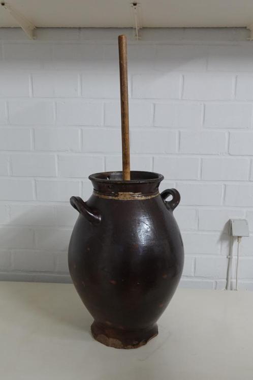 boterkan / stampkarn / melkstoop met aarden pot en stoter, Antiek en Kunst, Antiek | Overige Antiek, Ophalen