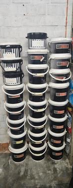 Verf meer dan 100 potten, Enlèvement