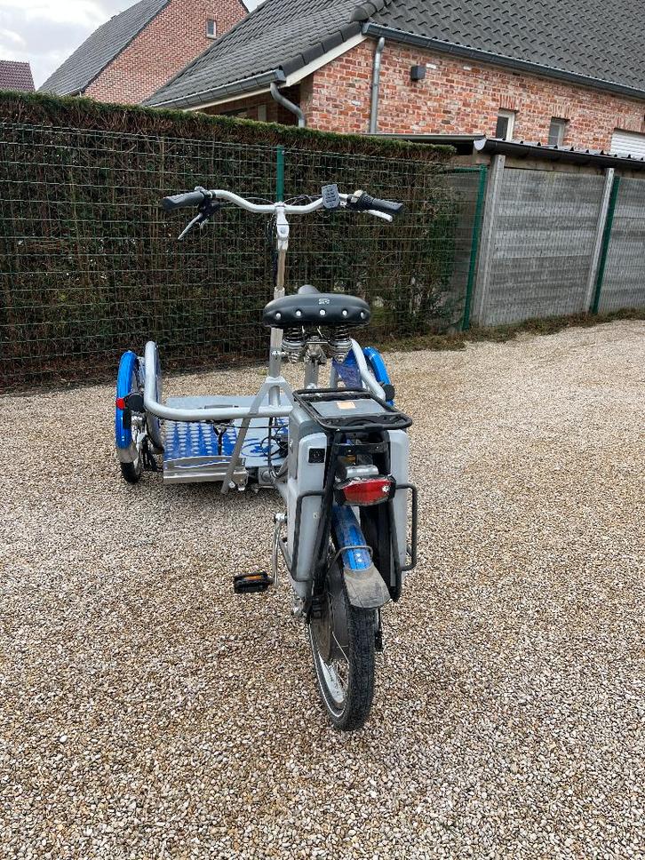 Elektrische rolstoelfiets Van Raam Velo Plus 2, Fietsen en Brommers, Elektrische fietsen, Gebruikt, Overige merken, 30 tot 50 km per accu