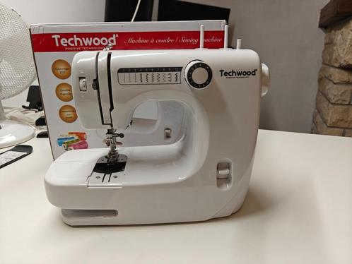 Techwood TMAC‑608 naaimachine - Zeer goede staat, Hobby en Vrije tijd, Naaimachines en Toebehoren, Gebruikt, Naaimachine, Overige merken