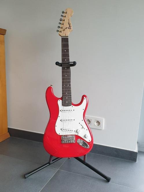 Squier Mini Strat gitaar voor kinderen vanaf 7j + versterker, Musique & Instruments, Instruments à corde | Guitares | Électriques