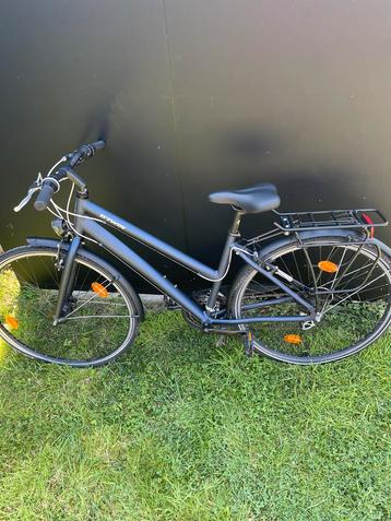 Fiets van het merk BTWIN disponible aux enchères