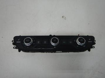 Audi A4 8W Climate Control Unit 8W0820043Q beschikbaar voor biedingen