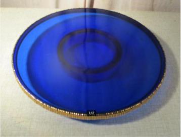 Prachtige Oude Blauw Glazen Taartschaal op voet - 30cm beschikbaar voor biedingen