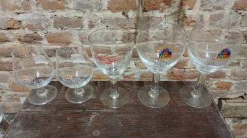 7 glazen Leffe Belle vue Goede hulp Guinness Bass, Verzamelen, Ophalen, Zo goed als nieuw, Bierglas
