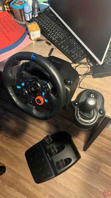 Logitech G29 DRIVING FORCE, Enlèvement, Comme neuf, PlayStation 5