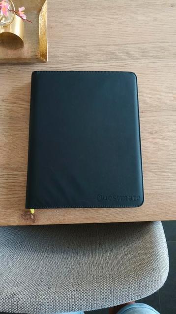 Questmate boek voor kaartenverzamelaars. beschikbaar voor biedingen
