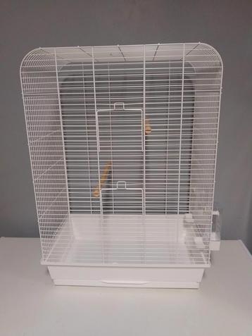Verschillende maten NIEUWE VOGELKOOIEN met alle TOEBEHOREN  beschikbaar voor biedingen