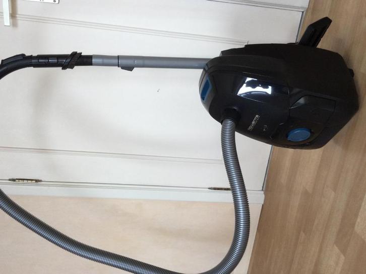 ASPIRATEUR, Electroménager, Aspirateurs, Neuf, Aspirateur, Moins de 1 200 watts, Sac à poussière, Enlèvement ou Envoi