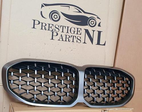 Grill BMW 1 Serie F40 M PERFORMANCE TITANIUM Grille 7450961, Auto-onderdelen, Carrosserie, Bumper, Voor, Gebruikt, Ophalen of Verzenden