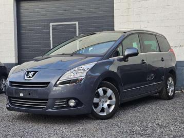 Peugeot 5008 42000KM * Toit pano * Automatique *, Autos, Cuir, Achat, 82 kW, Entreprise