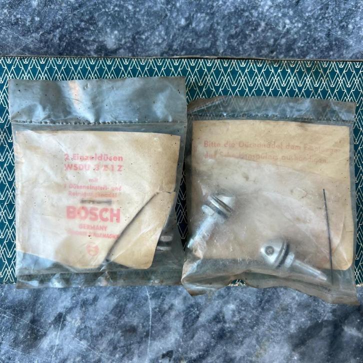 VW Splitbus NOS ruitensproeier chroom Bosch 66-67, Auto diversen, Auto-accessoires, Zo goed als nieuw, Verzenden