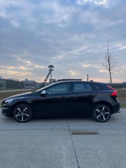 Volvo V40 R-Design 2.0 Diesel Automaat – 91.000 km —, Auto's, Volvo, Bedrijf, V40, Adaptive Cruise Control, Airbags, Airconditioning