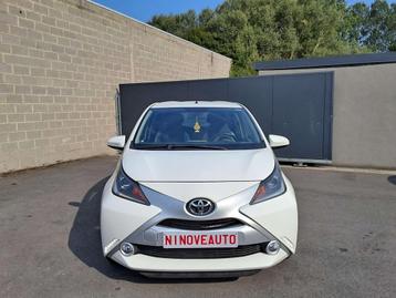 Toyota Aygo Aygo 1.0i * BLUETOOTH AIRCO ~~90000KM~~ beschikbaar voor biedingen