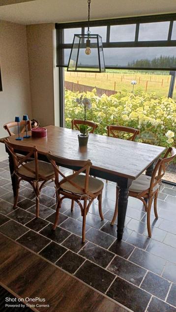 CARLOW tafel massieve eik/els beschikbaar voor biedingen