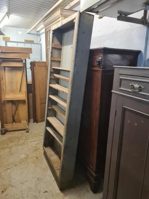 Oude industriële ijzeren kast electriciteitskast? Nolte, Antiek en Kunst, Curiosa en Brocante, Ophalen