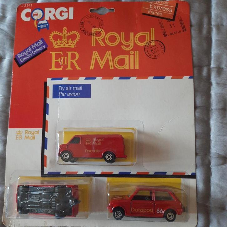 CORGI UK SET nr.3 ROYAL MAIL: 3 auto´s VAN+ESCORT+METRO*MIB*, Hobby en Vrije tijd, Modelauto's | 1:87, Nieuw, Auto, Corgi, Ophalen