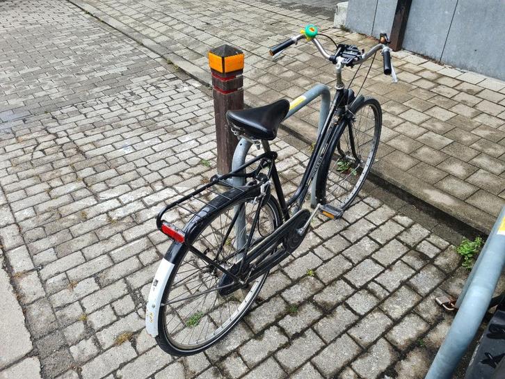 Minerva zwarte stadsfiets, Fietsen en Brommers, Fietsen | Oldtimers, Jaren '60 of nieuwer, Ophalen