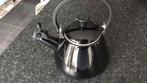 Le Creuset Fluitketel, Huis en Inrichting, Ophalen of Verzenden, Gebruikt, Overige typen, Keramische plaat