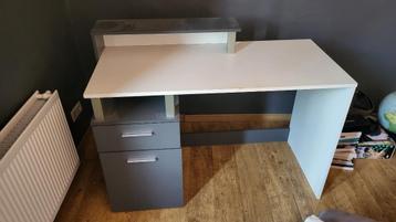 Studentenbalie beschikbaar voor biedingen