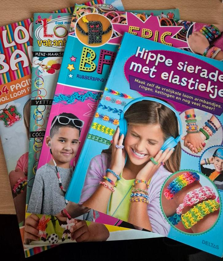 Loom bandjes boekjes en tijdschriftjes, Hobby & Loisirs créatifs, Fabrication de Perles & Bijoux, Enlèvement ou Envoi