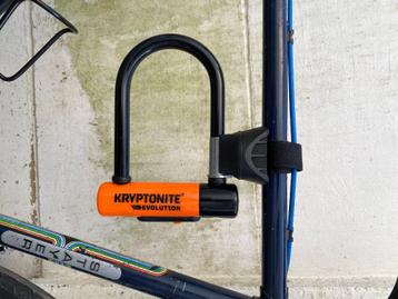 Kryptonite-slot beschikbaar voor biedingen