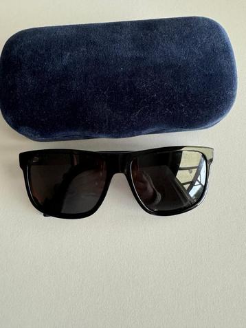 Gucci zonnenbril Authentic ( Unisex ) beschikbaar voor biedingen