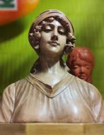 retro.vintage borstbeeld, Enlèvement