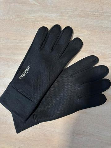 Triumph sous gants thermiques taille L-Xl.  disponible aux enchères