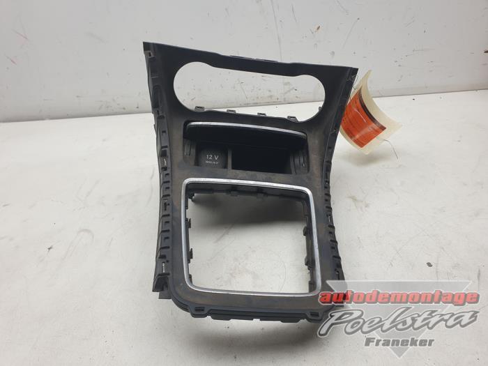 Middenconsoles van een Mercedes A-Klasse, Auto-onderdelen, Interieur en Bekleding, Mercedes-Benz, Gebruikt, 3 maanden garantie