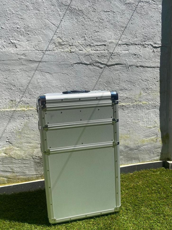 Koffer + kapperspullen + oefenhoofden, Bijoux, Sacs & Beauté, Beauté | Soins des cheveux, Comme neuf, Enlèvement