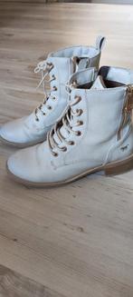 Schoenen, Ophalen, Zo goed als nieuw