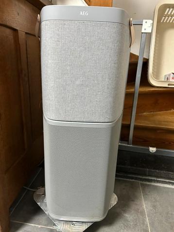 Purificateur d'air AEG AX91-604GY - Gris beschikbaar voor biedingen