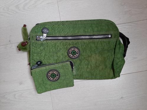 Trousse de toilette et portefeuille Kipling, Bijoux, Sacs & Beauté, Trousses de toilette, Utilisé, Homme ou Femme, Vert, Enlèvement ou Envoi