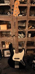 Squier J-Bass, Muziek en Instrumenten, Snaarinstrumenten | Gitaren | Bas, Ophalen, Gebruikt