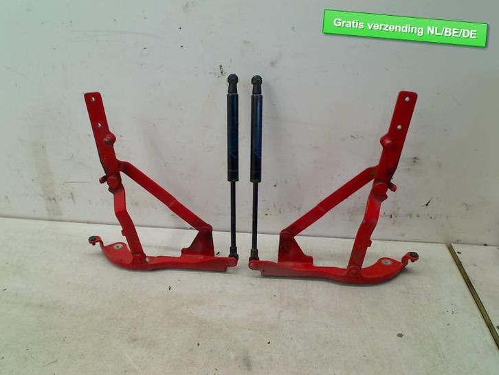 ACHTERKLEPSCHARNIER set 500C / 595C / 695C (51859965), Auto-onderdelen, Overige Auto-onderdelen, Overige automerken, Gebruikt