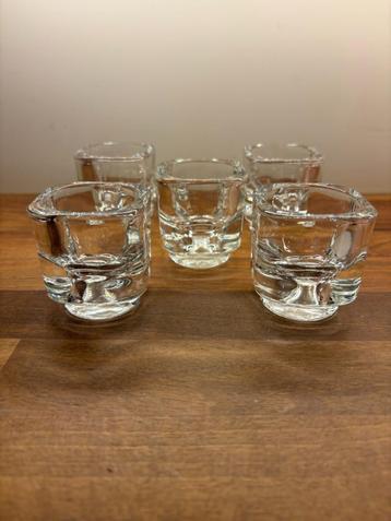 Vintage schnapsglazen, kaarshouder, eierdop beschikbaar voor biedingen