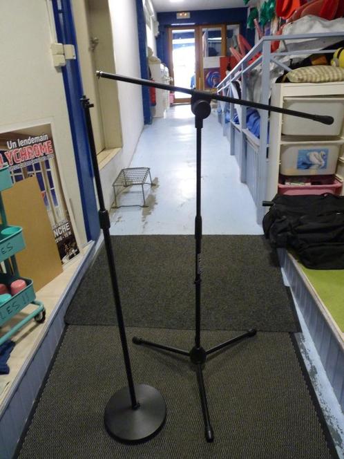 2 MICROFOONSTATIEVEN, Muziek en Instrumenten, Standaarden, Gebruikt, Muziekstandaard, Microfoon, Ophalen
