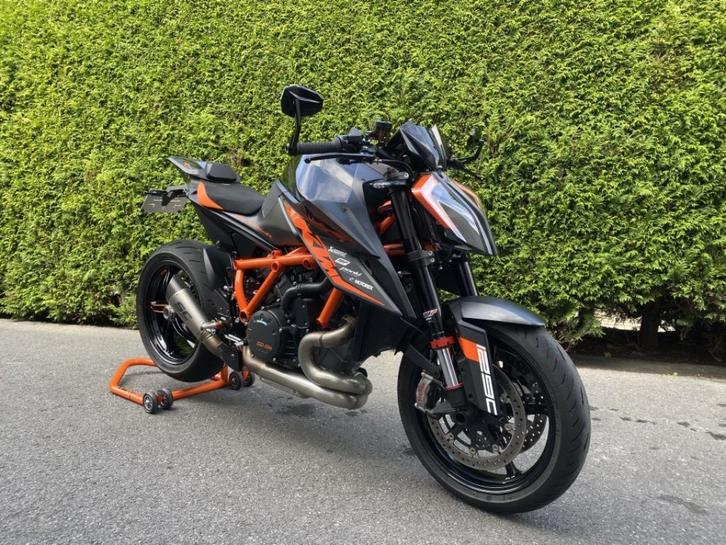 KTM Superduke 1290 R 15860 Km., Motoren, Motoren | KTM, Particulier, Naked bike, meer dan 35 kW, 2 cilinders, ABS, Cruise Control