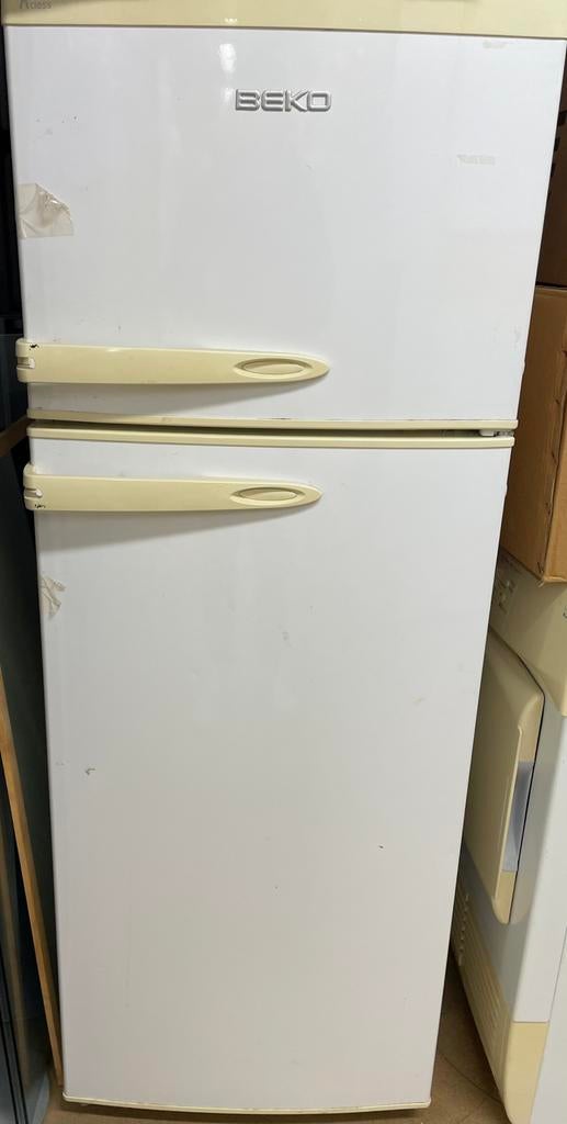 Beko koelkast, Elektronische apparatuur, Koelkasten en IJskasten, Ophalen, 100 tot 150 liter, Zo goed als nieuw, Energieklasse A of zuiniger