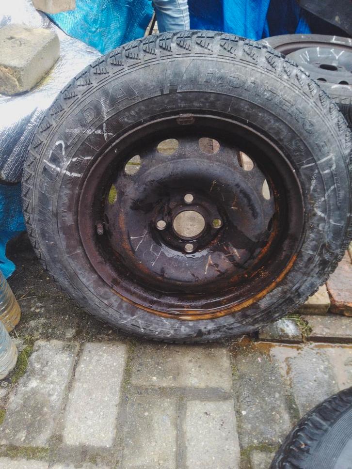 Pneus sur jantes, Autos : Divers, Remorques Pièces, Enlèvement