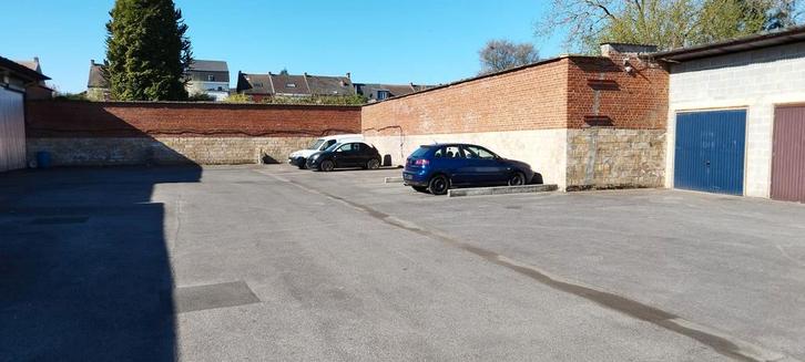 A louer au 7170 Fayt-lez-Manage, Immo, Garages en Parkeerplaatsen