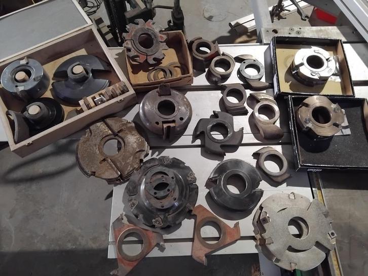 verschillende frezen as gat 50mm, Doe-het-zelf en Bouw, Gereedschap | Machine-onderdelen en Toebehoren, Ophalen