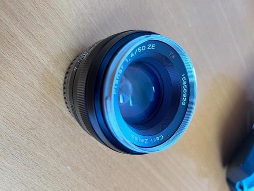 Carl Zeiss 50MM 1.4 lens (Canon), Audio, Tv en Foto, Foto | Lenzen en Objectieven, Zo goed als nieuw, Standaardlens, Ophalen