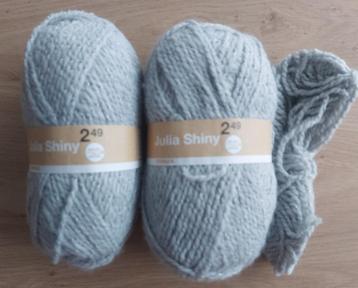 Julia Shiny gris clair - 2 pelotes de 100 gr