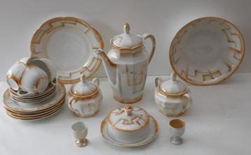 Art Deco koffieservies (48 delig) beschikbaar voor biedingen