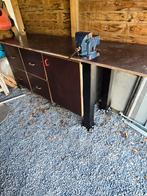 werkbank afmetingen ; 2m30 lengte x 74,5 breedtex 96 Hoogte, Ophalen, Gebruikt, Bankschroef